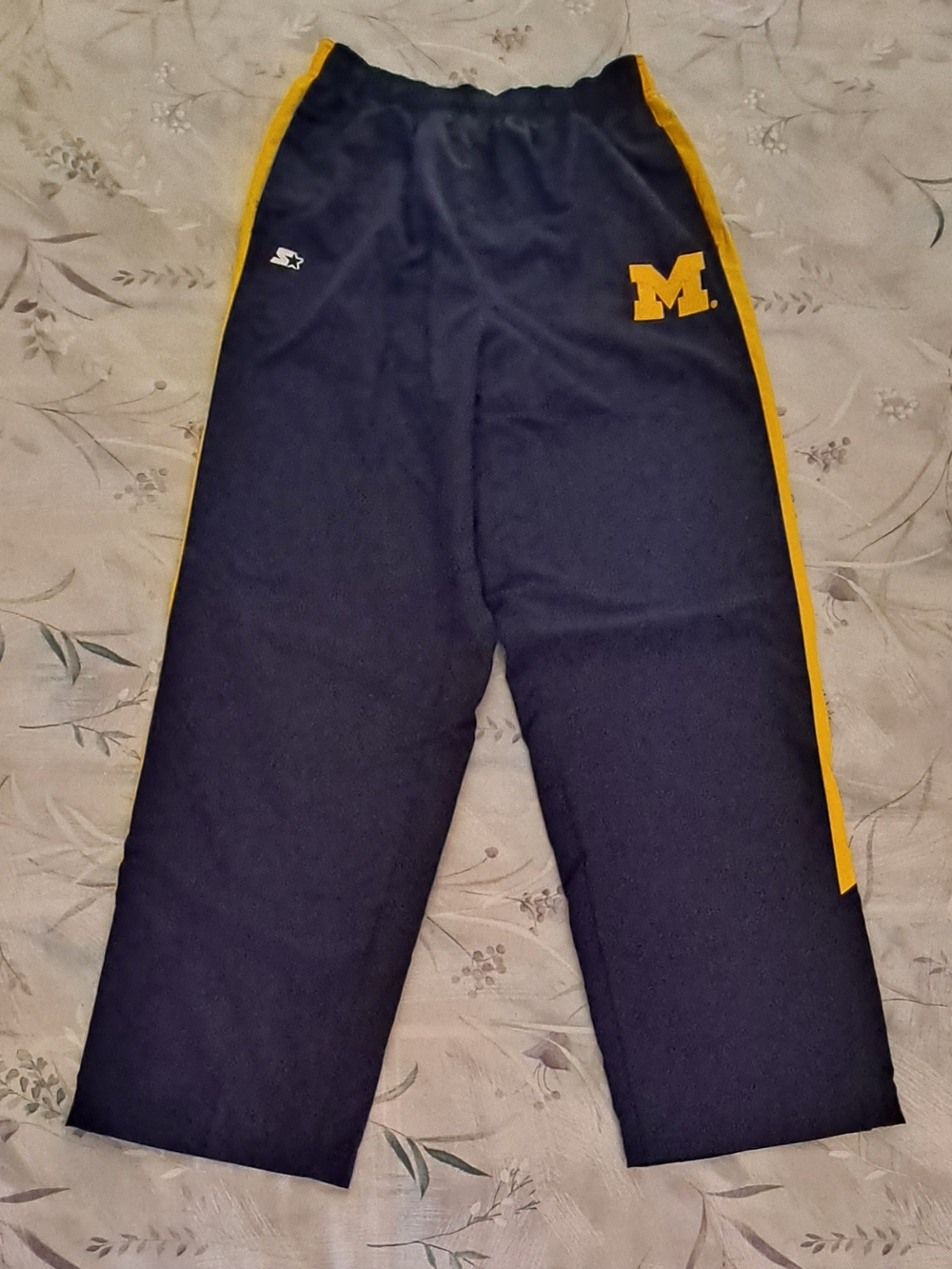 STARTER Michigan Wolverines  Navy Sweatpants with Yellow Stripe M Patch Size XL